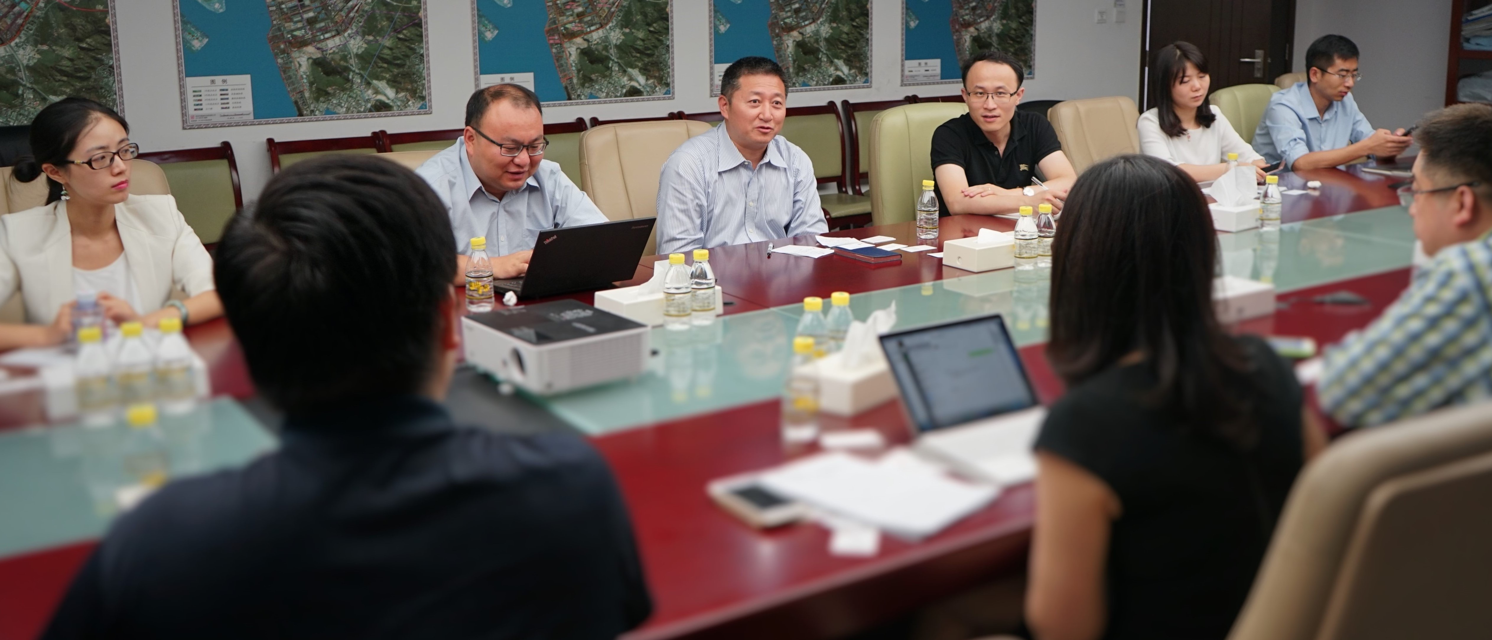深圳“前海区域合作模式问题调研”研讨会